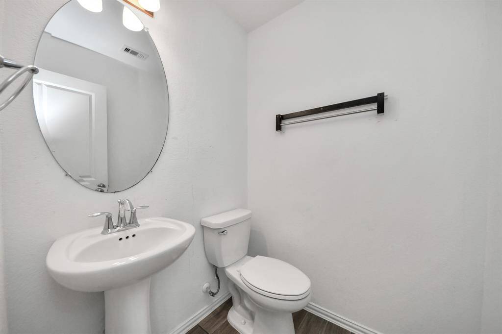 Half bath off of the gameroom!