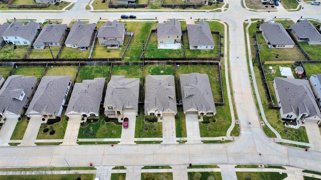 With its blend of suburban tranquility and urban accessibility, this home delivers the best of both worlds.