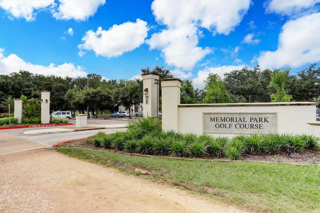 Golf at Memorial Park