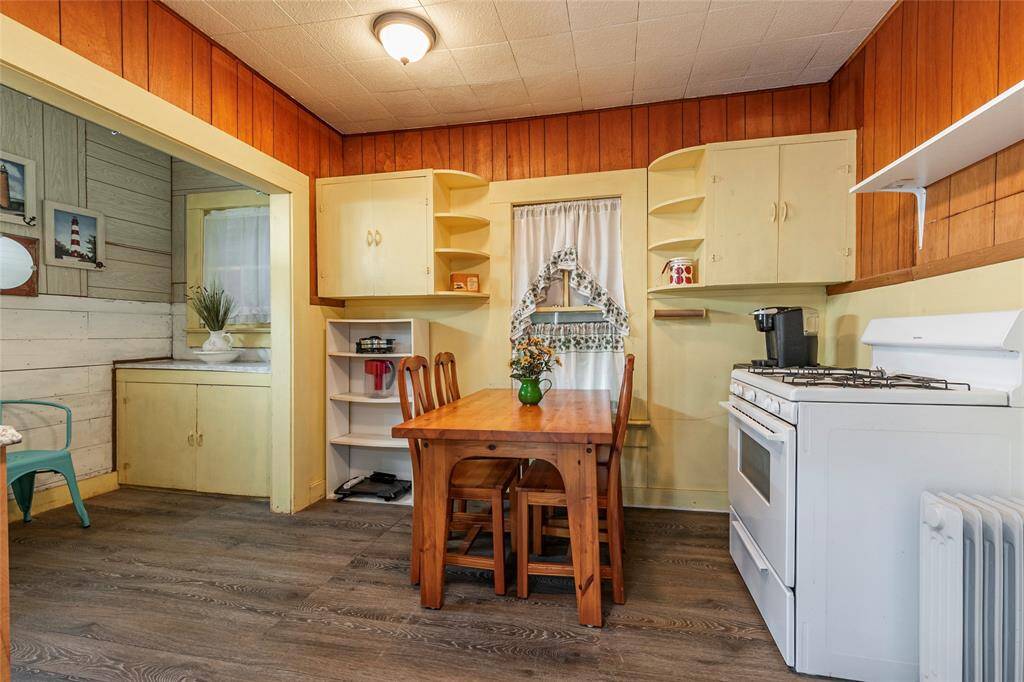 Full scale of the kitchen area to show the off set storage area on the left