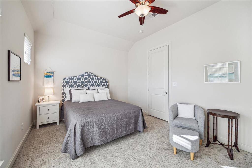 Secondary bedroom on the third floor
