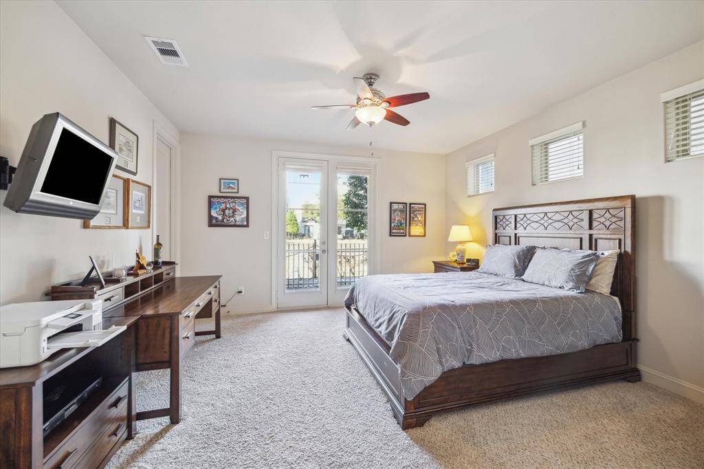 First floor secondary bedroom off of the entry