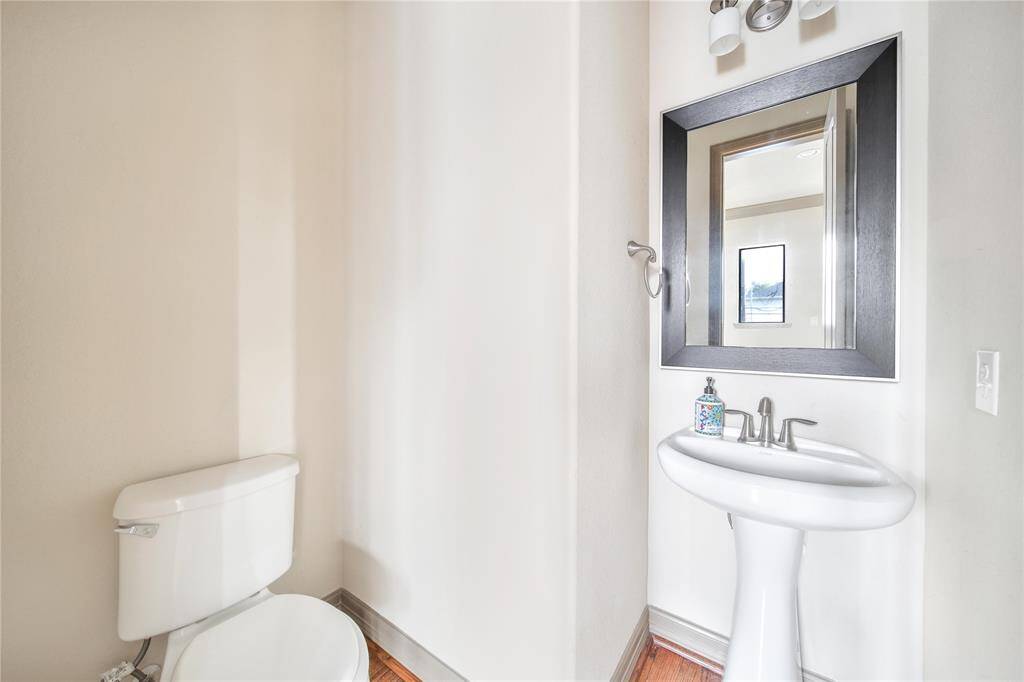 View of secondary bathroom #2.