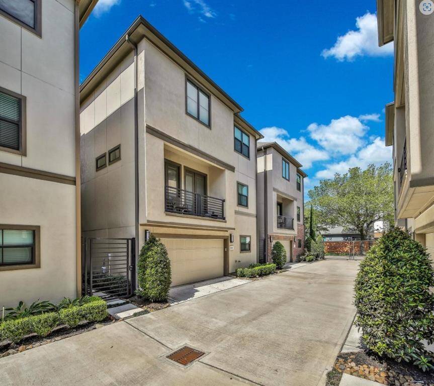 Street view of home.