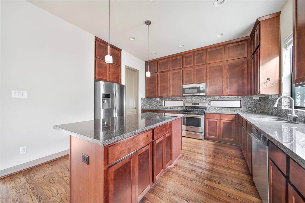 View of kitchen :2.