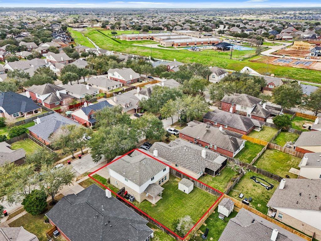 This hidden gem is located near Jan Schiff Elementary School, and Leafwing Park.