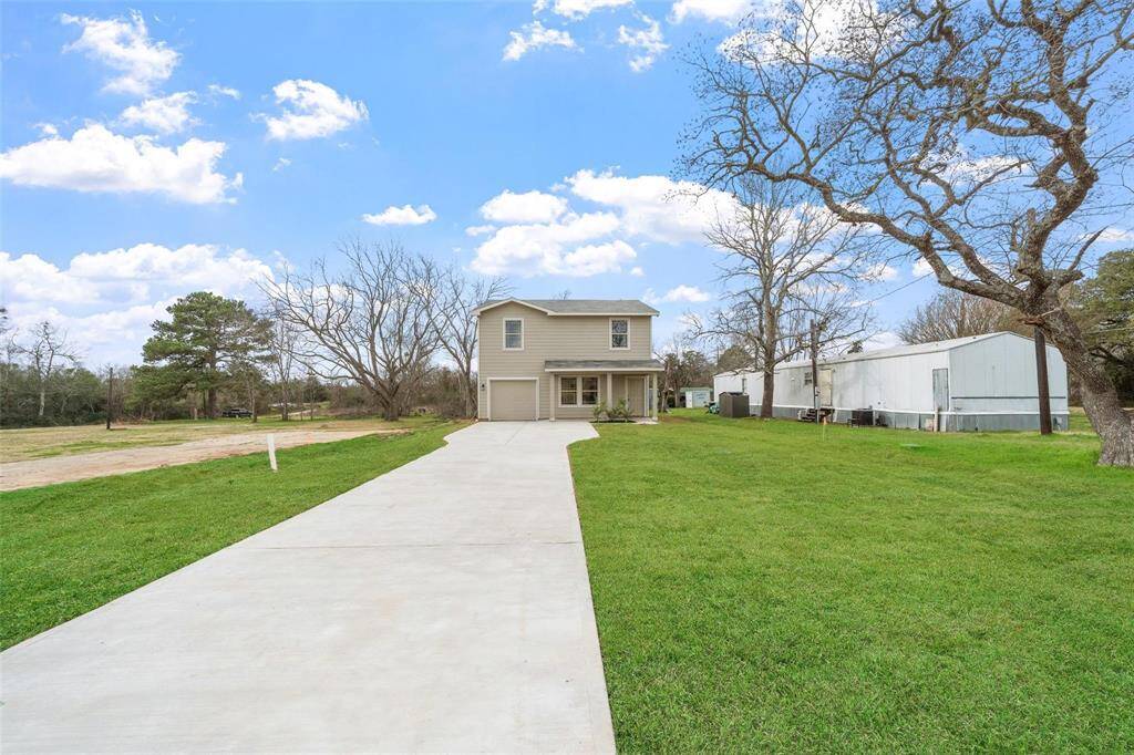 This amazing new construction has so much to offer!