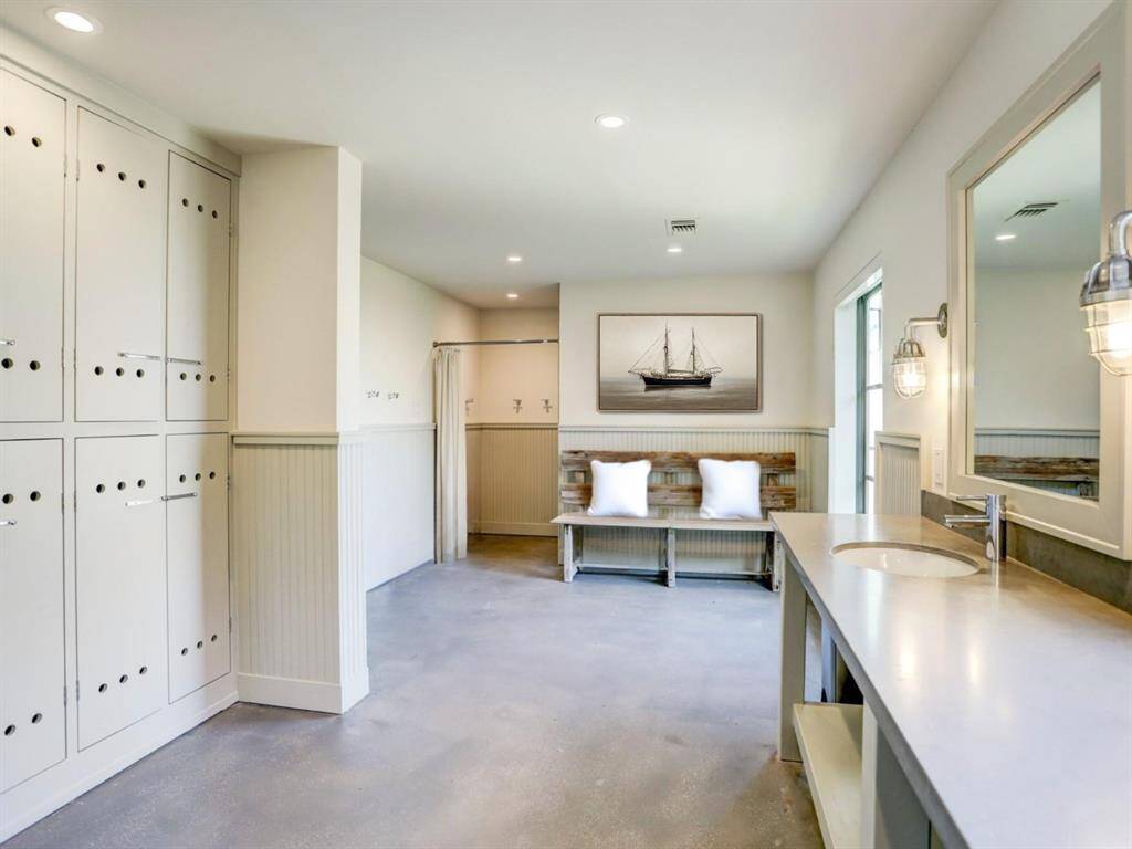 The cabana locker room makes changing a breeze and offers guests a secure place for their belongings.