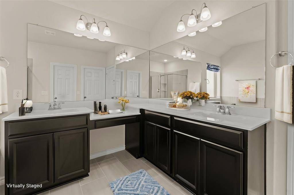 Primary ensuite dual vanity