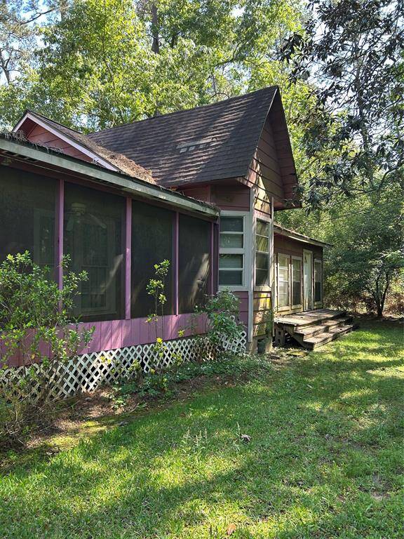 farmhouse from 1898 on property