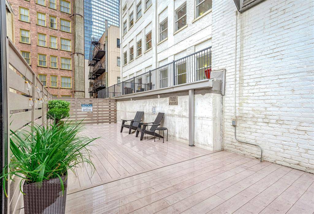 Outdoor patio