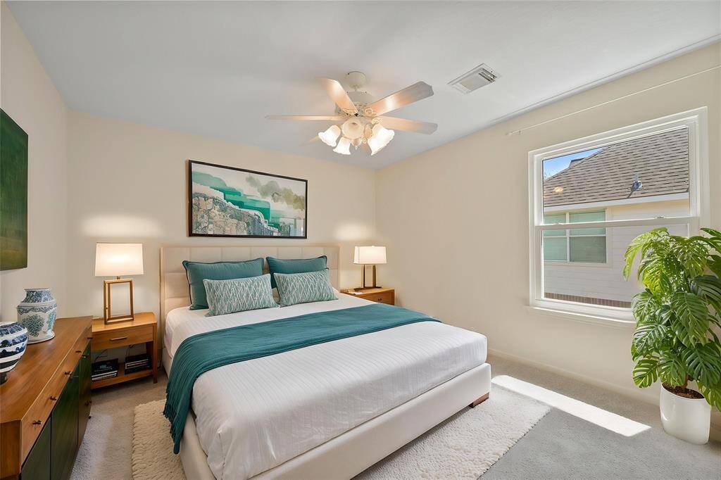 BEDROOM 3 OFFERS A HUGE WINDOW THAT ALLOW TONS OF NATURAL LIGHT. **This room has been virtually staged.