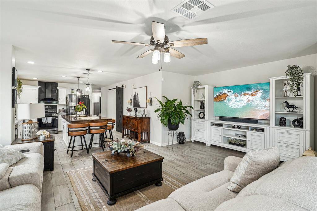 Angle 3 of family room