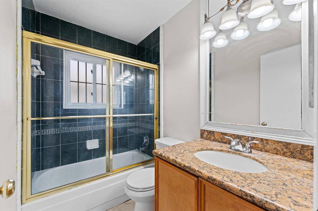 Secondary bathroom