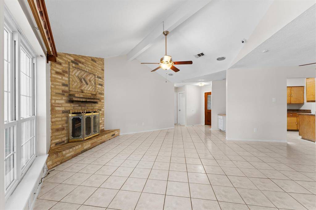 living room / chimney