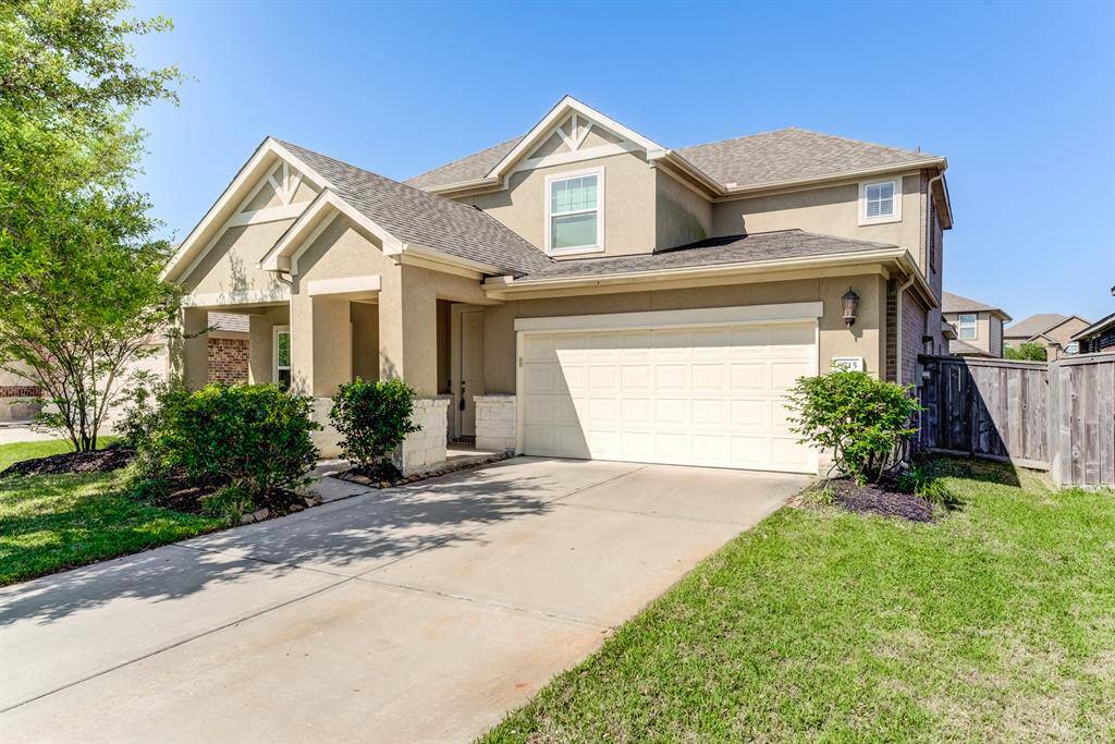 Welcome home To 8715 Arch Rock Drive.