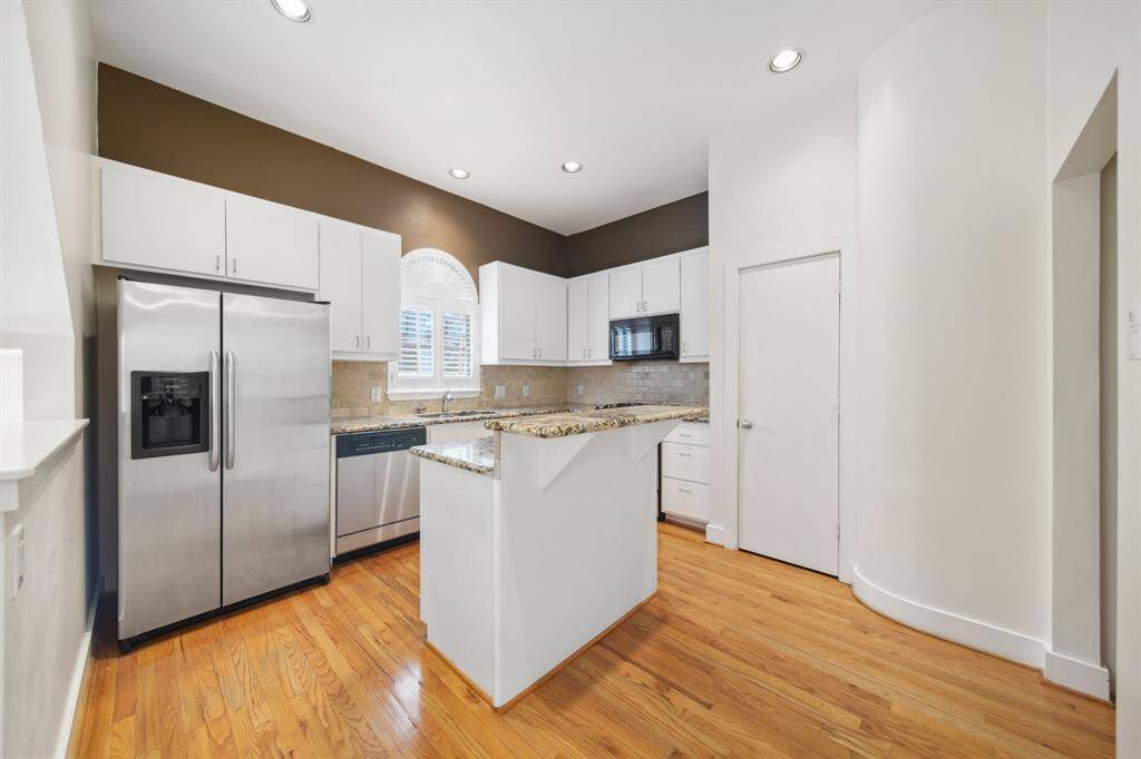 Kitchen 2nd floor