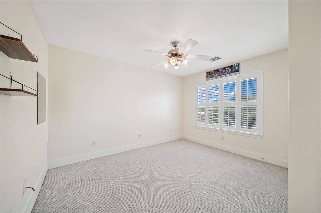 Bonus bedroom 3rd floor