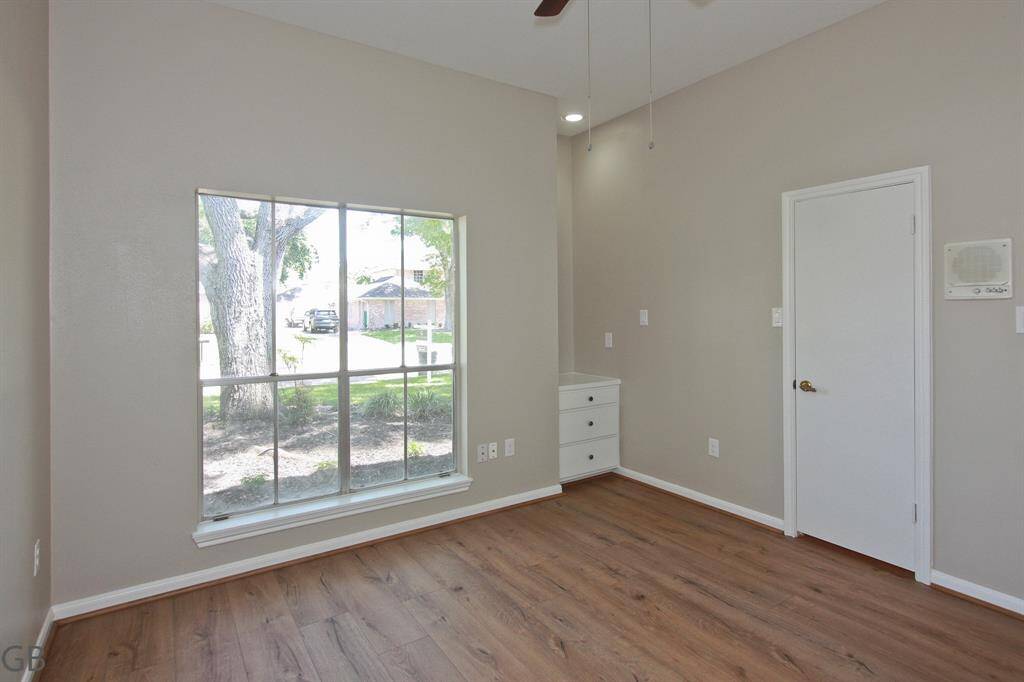 Bed 2, walk in closet.