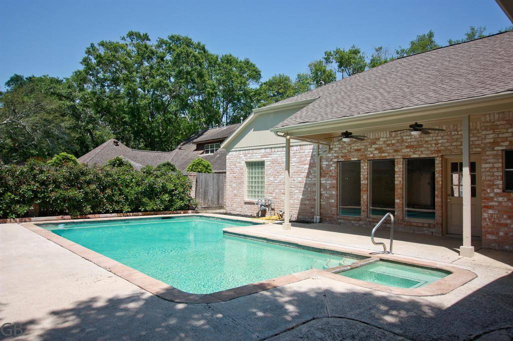 Note the covered patio to the right.