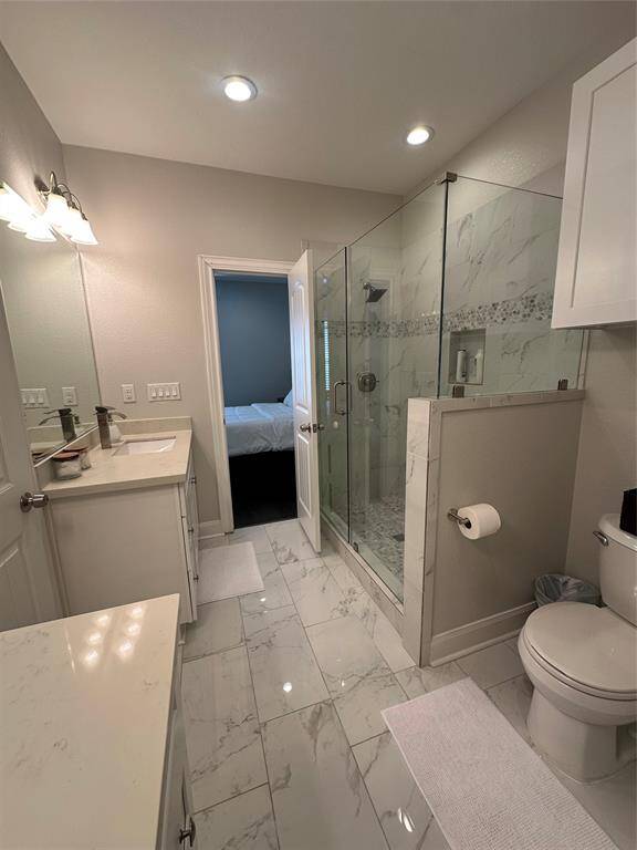 WALK IN SHOWER