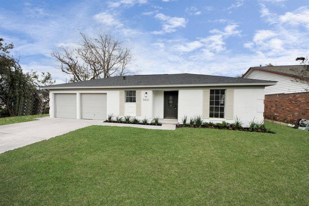 With a stunning new facade and exceptional curb appeal, this home is sure to impress at first sight.
