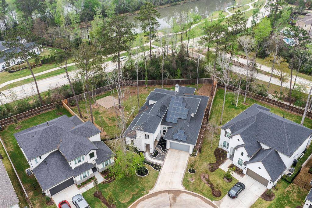 The perfect home in the perfect location at the perfect price! If you're in search of a newer home with an open floor plan, spacious rooms, a large lot, and unique features—this is the one for you! Don’t miss out on the opportunity to see it in person!