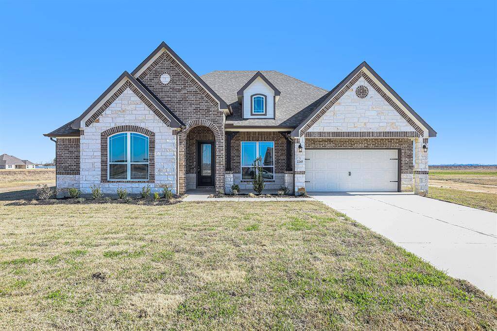 Beautiful New 1 Story Home! The Mason featuring 4 Bedrooms, 3 Baths and 3 Car Tandem Garage!  Pictures are a representation of the Mason Plan. Colors and Selections may vary!  New pictures coming soon!  Hurry, Call Today!