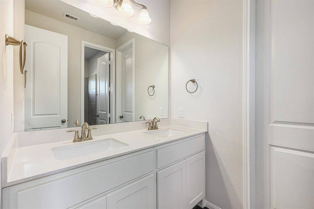 Beautiful New 1 Story Home! The Mason featuring 4 Bedrooms, 3 Baths and 3 Car Tandem Garage!  Pictures are a representation of the Mason Plan. Colors and Selections may vary!  New pictures coming soon!  Hurry, Call Today!