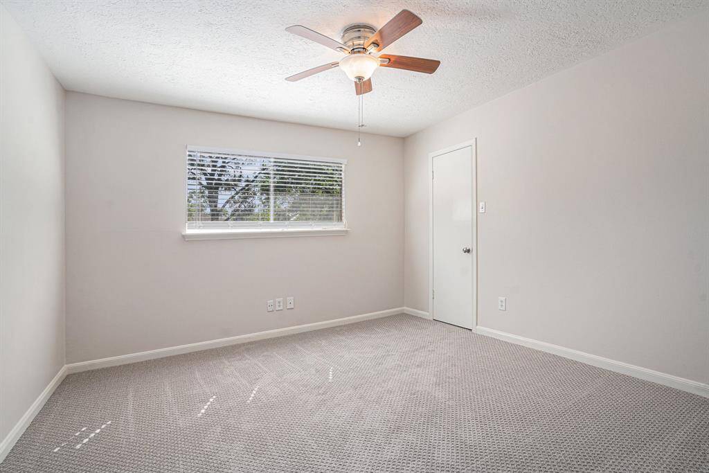 Upstairs Bedroom #2