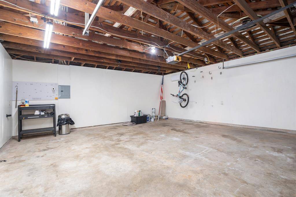 Insulated garage with split a/c & heater