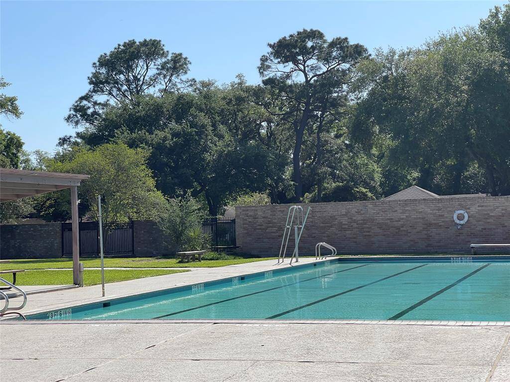 Lap pool & swim team pool