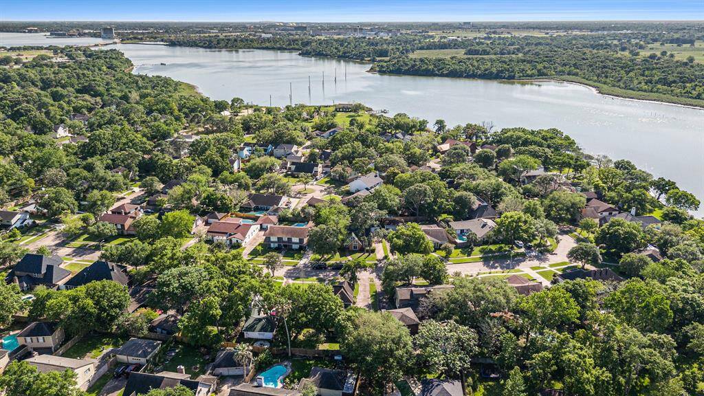 Another view of neighborhood