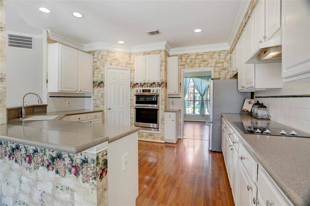 Another view of this charming kitchen.