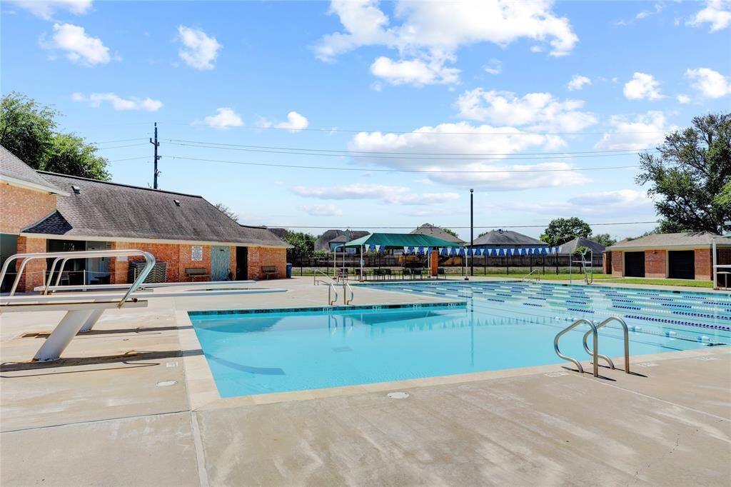 Beautiful neighborhood pool is perfect for those hot Summer days!