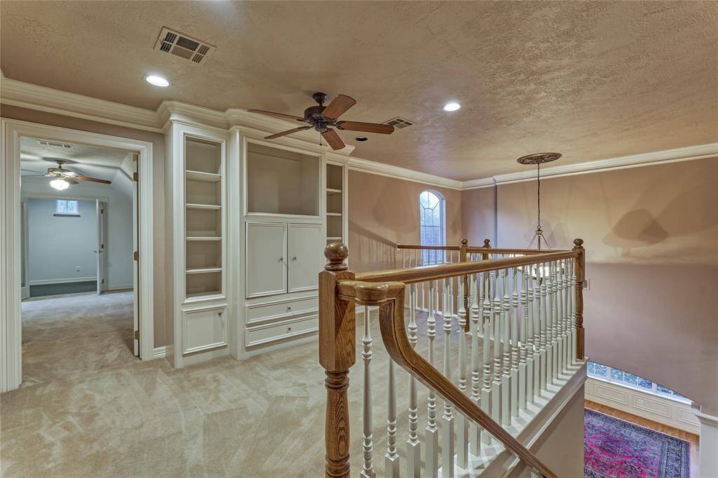 The second floor has a loft area/game room, two spacious secondary bedrooms with walk-in closets and a Jack-n-Jill bath.