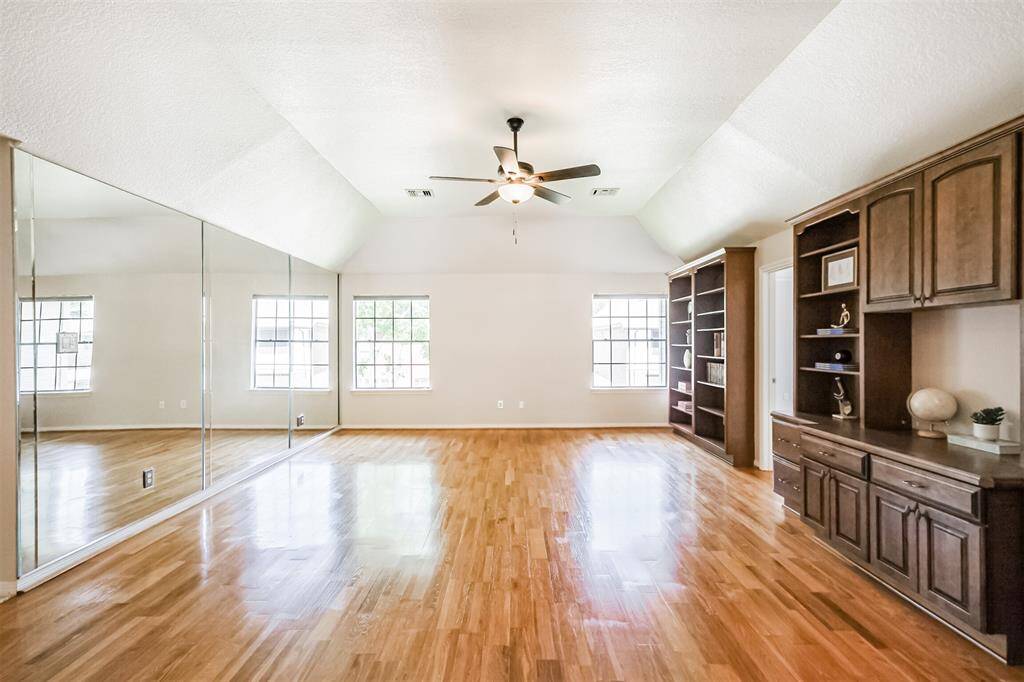 The extensive built-ins provided the current owners with the ideal space for homeschooling.