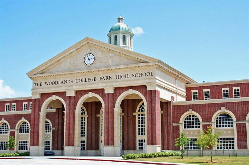Zoned to top CISD schools.