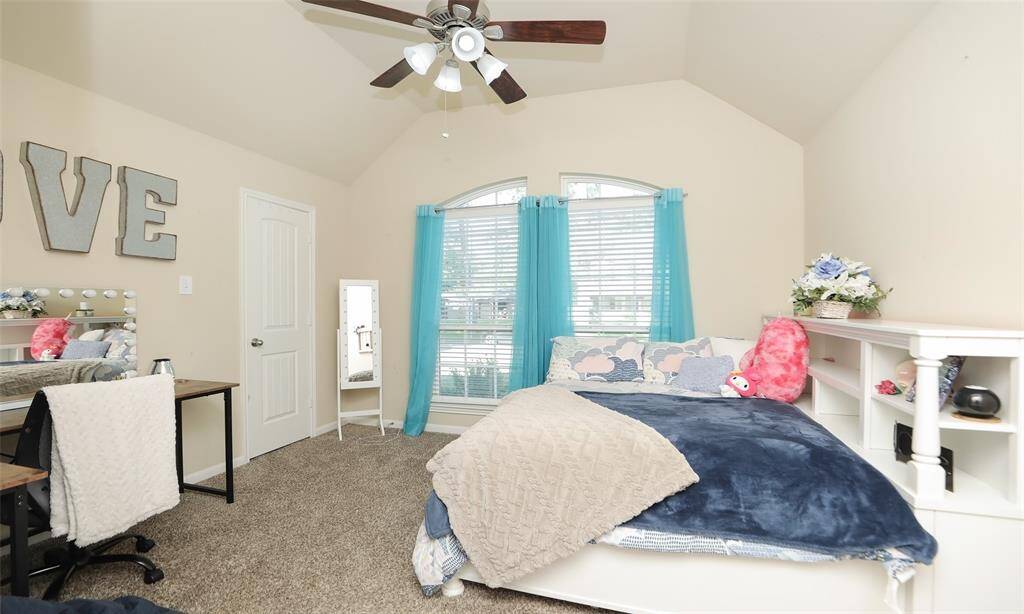 4th bedroom.