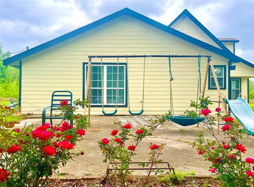 rose garden and play yard