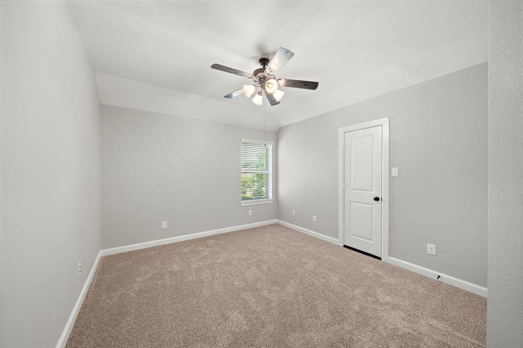 Upstairs bedroom with new carpet