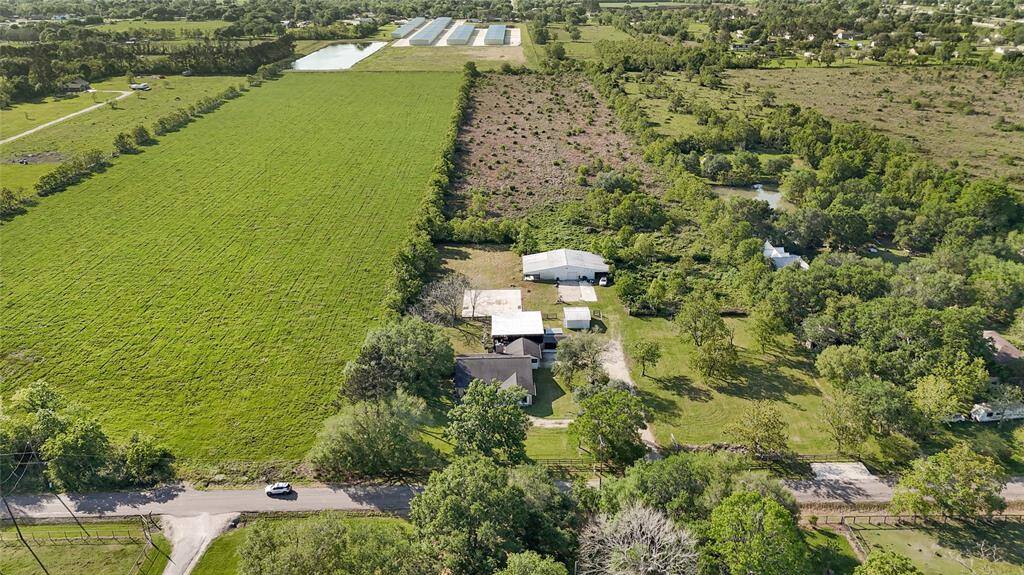 Discover the perfect blend of space and serenity on this beautiful 6-acre lot in Alvin, Texas. Whether you’re dreaming of building your custom home, starting a farm, or creating your own private retreat, this open and versatile land offers endless possibilities in a peaceful country setting, just a short drive from city conveniences.