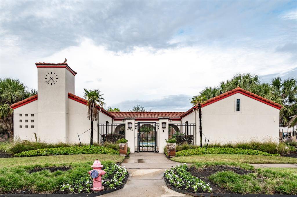 Entrance into the Community Pool