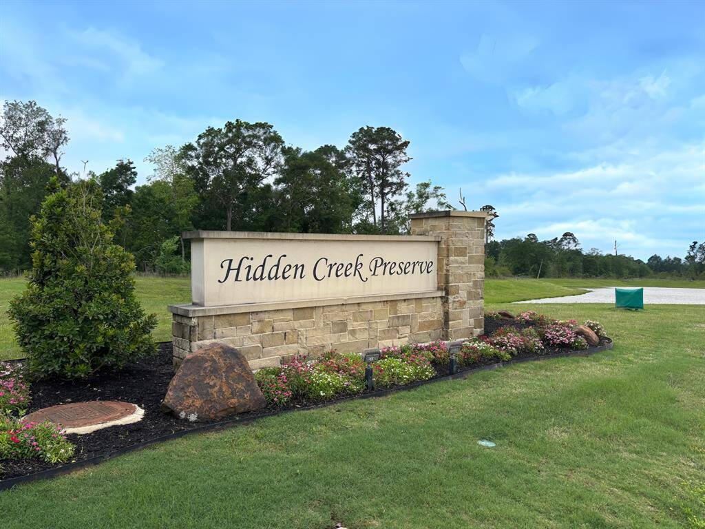 Welcome to Hidden Creek Preserve