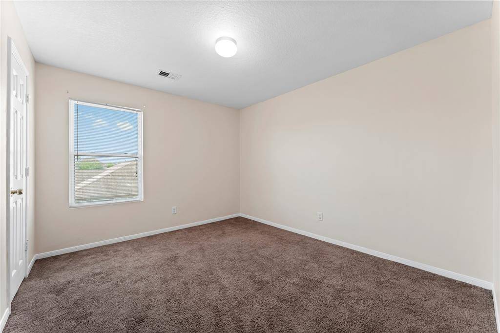 Secondary bedroom