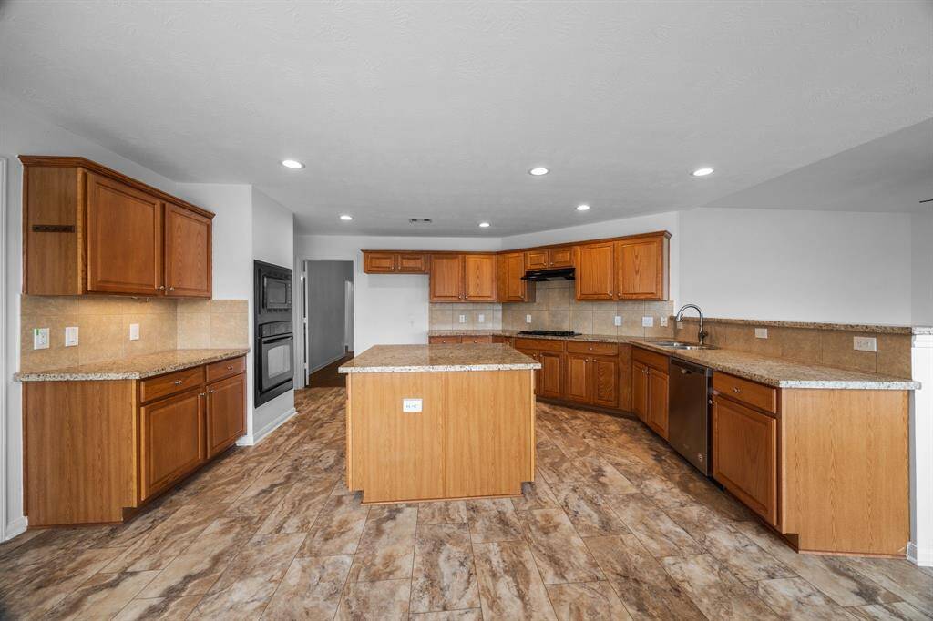 Kitchen Side View 2810 Brahman, Manvel, TX 77578