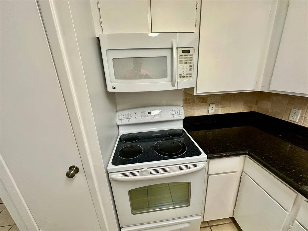 Newer stove/oven and microwave