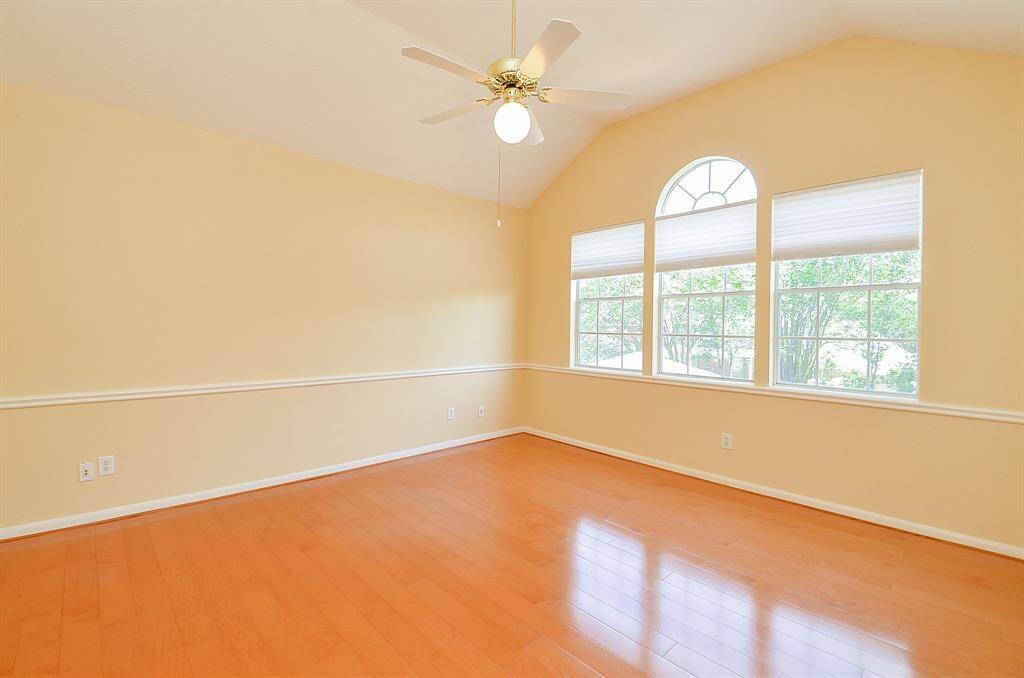 Game room w/out virtual staging