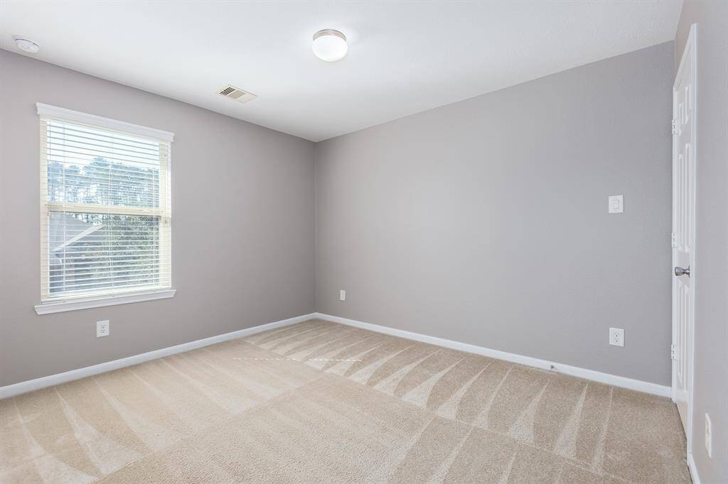 Upstairs Bedroom #2