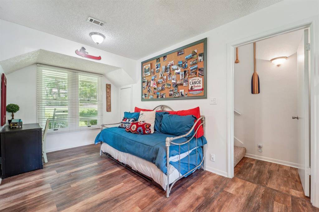 Space for an extra bed or study area